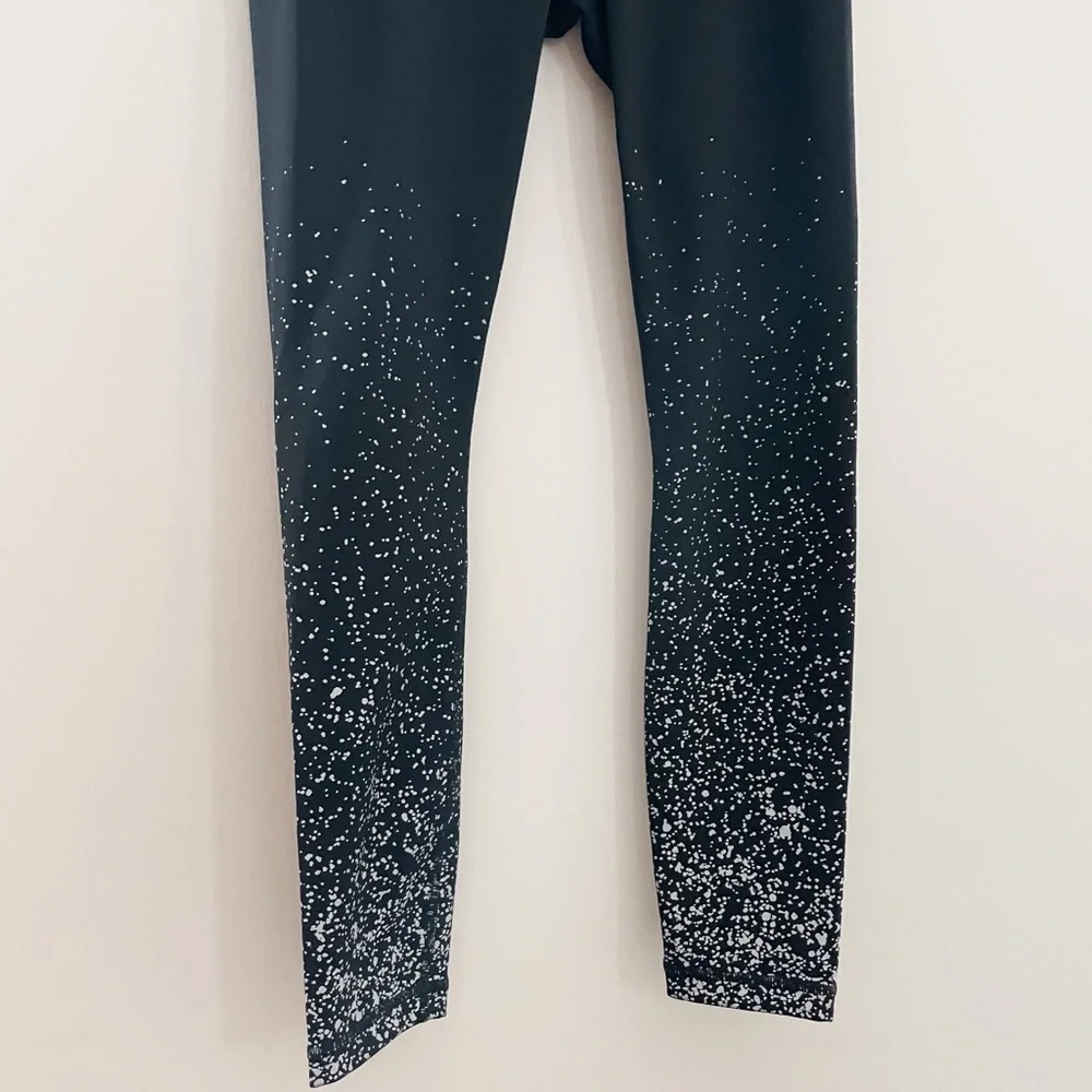 Athleta High Rise Crackle Flow Chaturanga Leggings - Picture 4 of 9